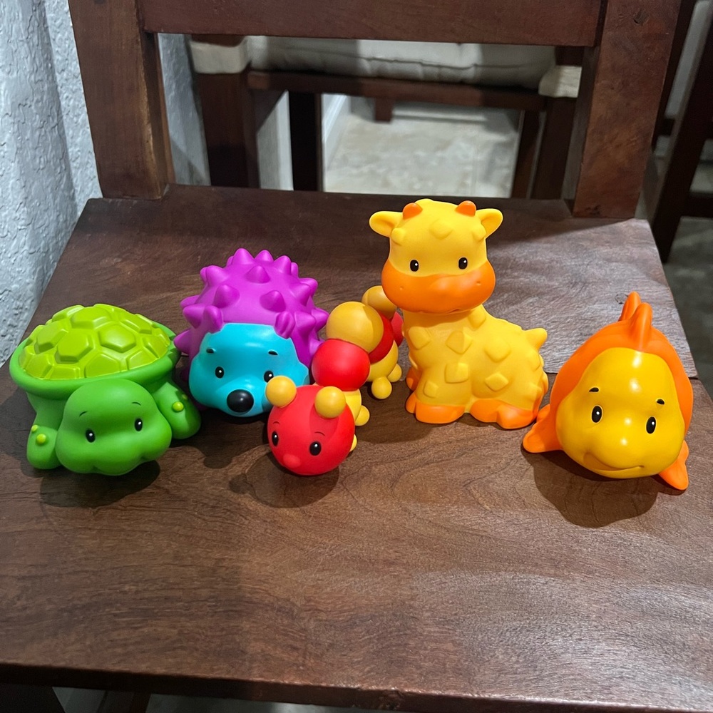 Infantino animal bath toys NWOT